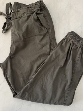 Women's Jogger Pants in Green/Gray Size Medium